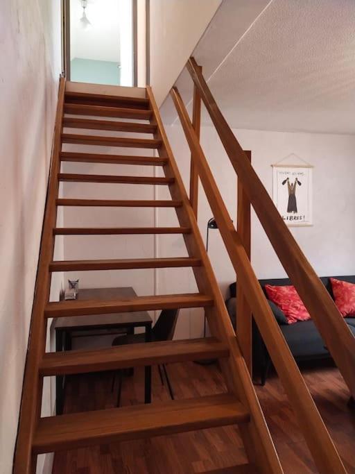 Charmant Appartement Au Calme Avec Parking Besancon Exterior photo