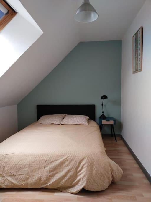 Charmant Appartement Au Calme Avec Parking Besancon Exterior photo